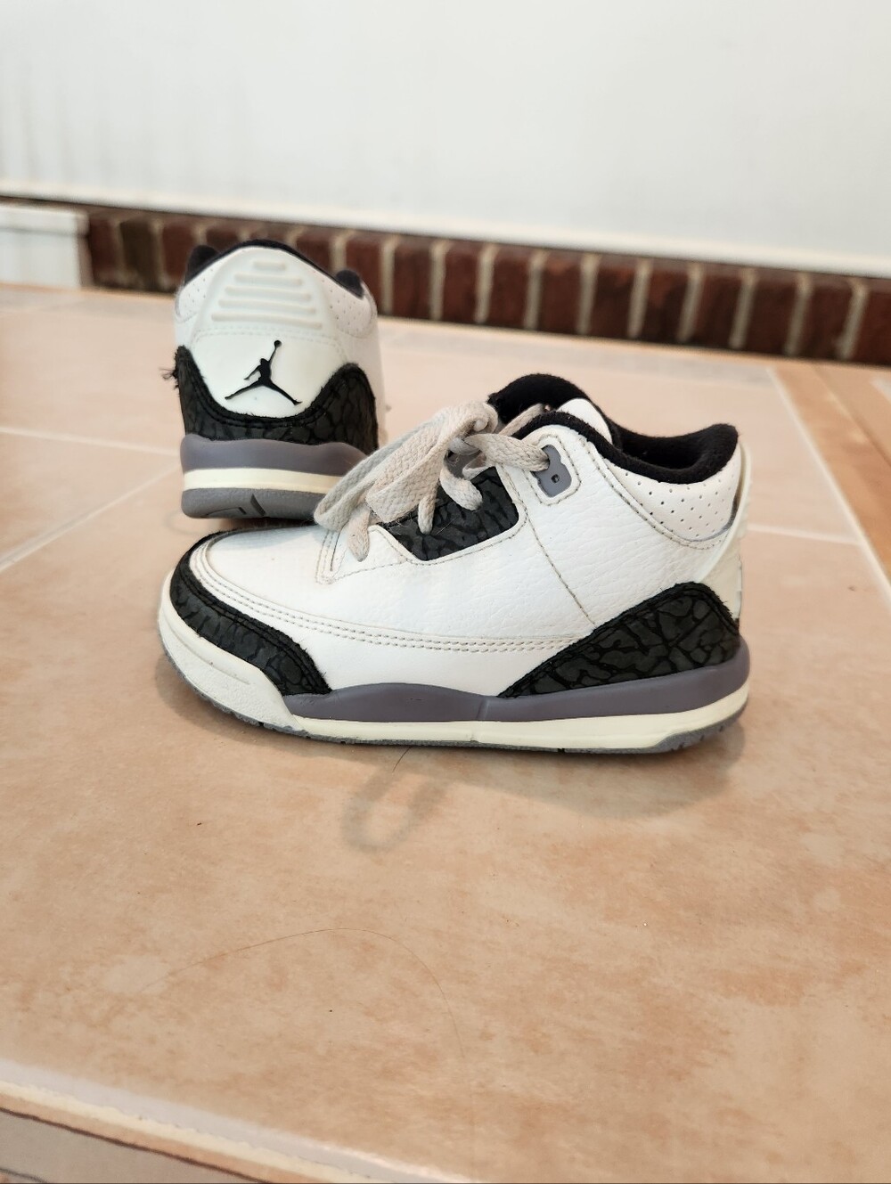 8c Toddler Jordans